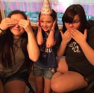 Meet your Posher, Jenni